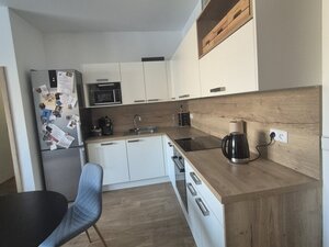 20260303_163800_resized