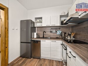 25-10-01 Zadov KÖsov 32 Rekreaün° objekt Foto_85